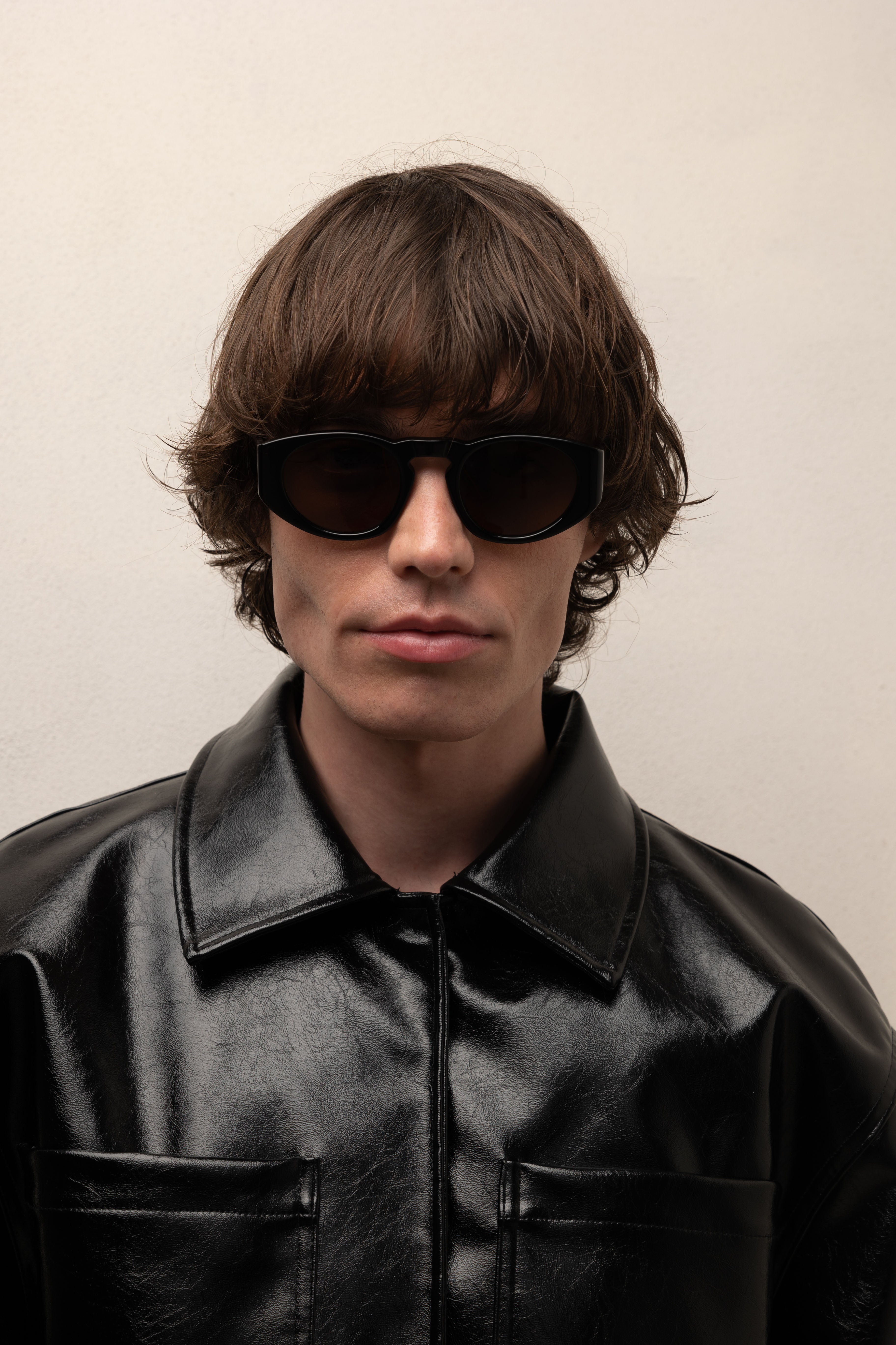 SUNGLASSES-MEN-UNISEX-ONASSIS-BLACK-FRONT men_photo |BLACK