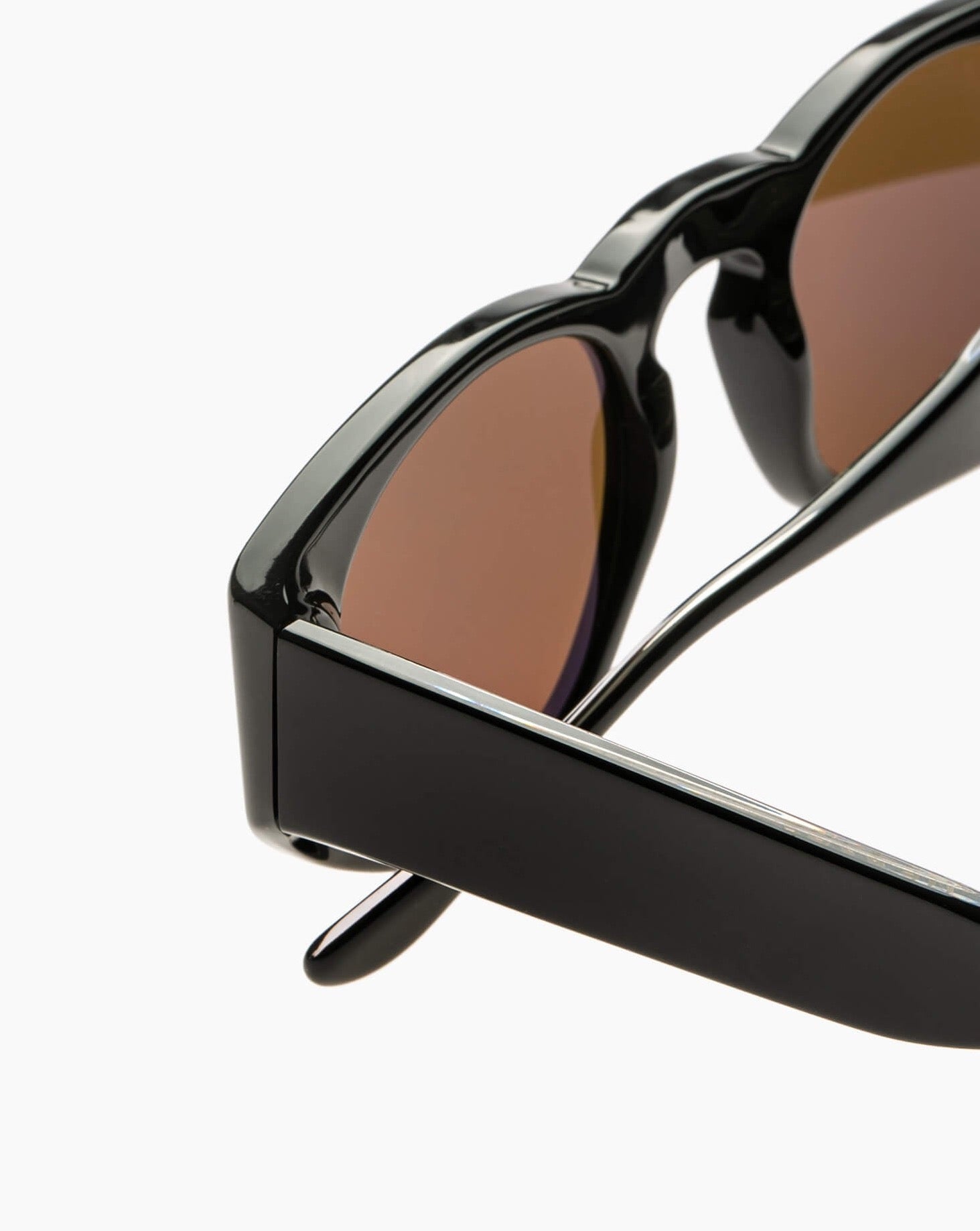 SUNGLASSES-WOMEN-MEN-UNISEX-ONASSIS-BLACK -DETAIL |BLACK