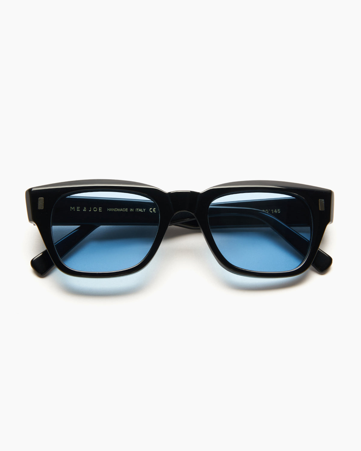 SUNGLASSES-WOMEN-MEN-UNISEX-DYLAN-BLACK-STUDIO-BLUE-FRONT |BLACK CUSTOM LENSES-BLUE JEAN