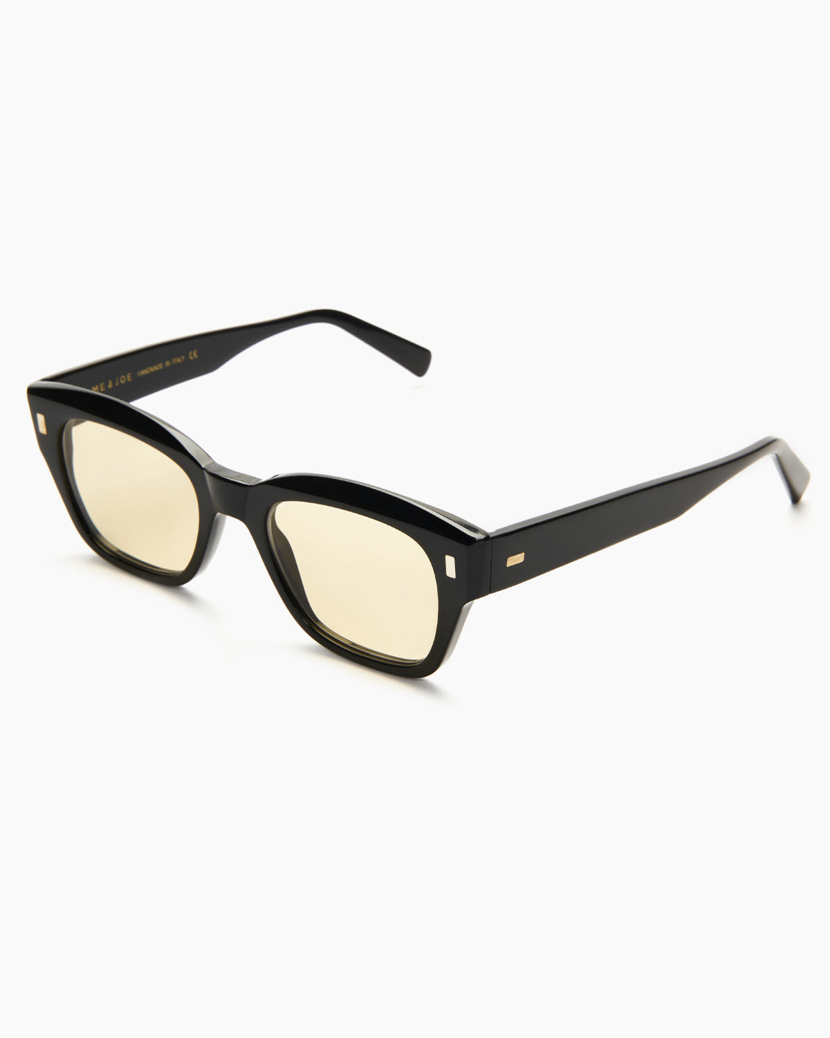 SUNGLASSES-WOMEN-MEN-UNISEX-DYLAN-BLACK-STUDIO-SAND-FRONT |BLACK CUSTOM LENSES-SAND