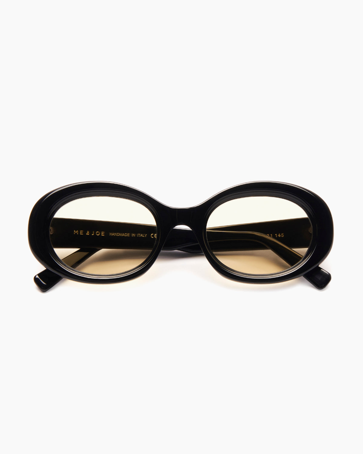 SUNGLASSES-WOMEN-MEN-UNISEX-KATE-BLACK-STUDIO-FRONT | BLACK CUSTOM LENSES- SAND