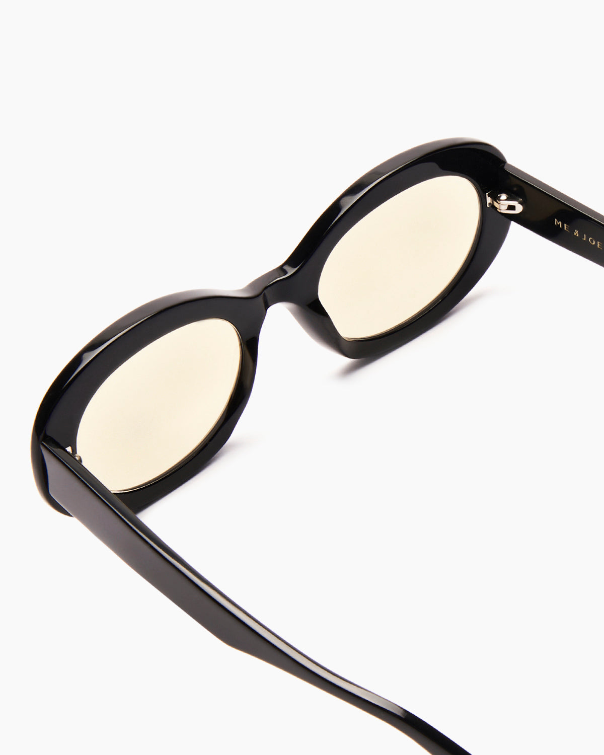 SUNGLASSES-WOMEN-MEN-UNISEX-KATE-BLACK-STUDIO-TEMPLE| BLACK CUSTOM LENSES- SAND