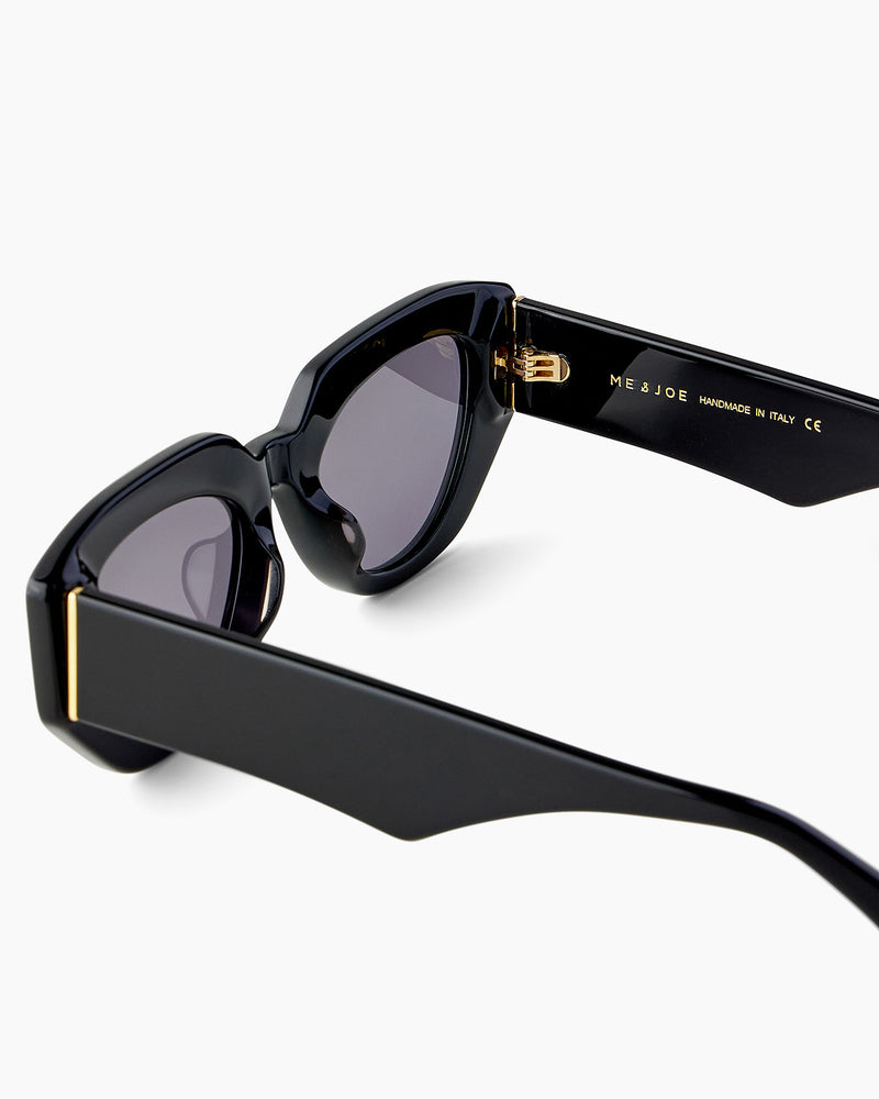 SUNGLASSES-WOMEN-MEN-UNISEX-KYLIE-BLACK-TEMPLE