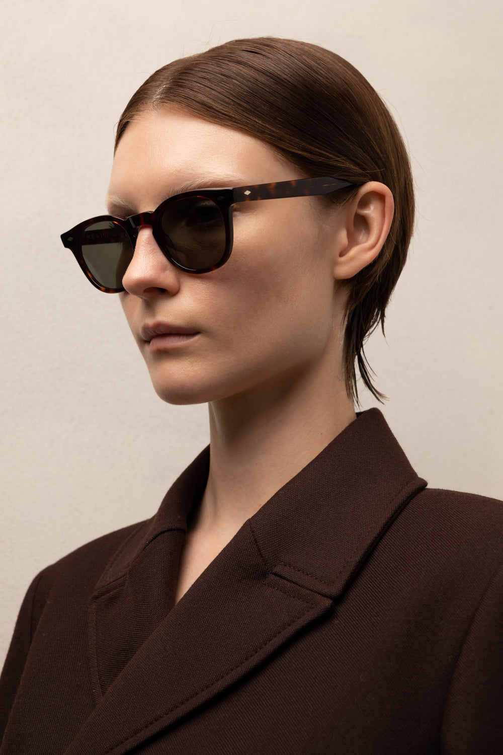 SUNGLASSES-WOMEN-UNISEX-LEGEND-TORTOISE-SIDE women_photo |TORTOISE